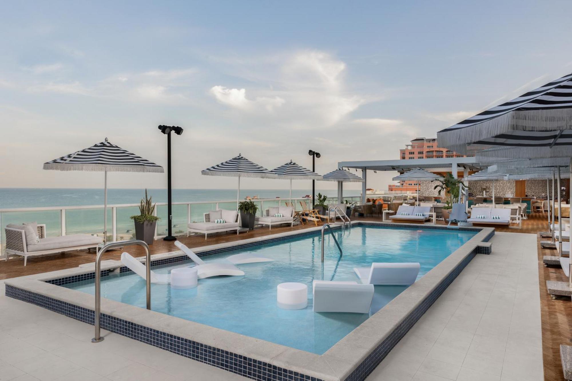 The Hiatus Clearwater Beach, Curio Collection By Hilton Exterior foto